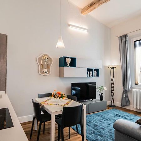 Oltrarno Lily Suite Florence Extérieur photo